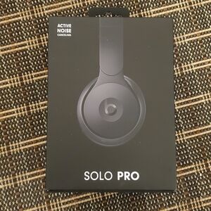 Beats solo pro